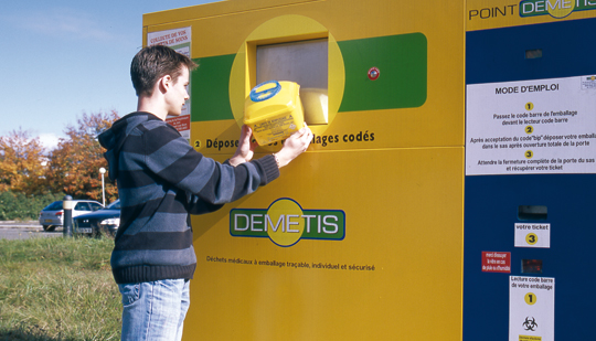 Borne de collecte automatisée DEMETIS - DASRI Borne de collecte automatisée DEMETIS - DASRI